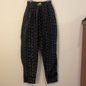 Gecko Hawaii Wave Beach Pants